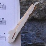 clip para partitura de clarinete bajo de madera maciza hecho a mano para regalo de músico